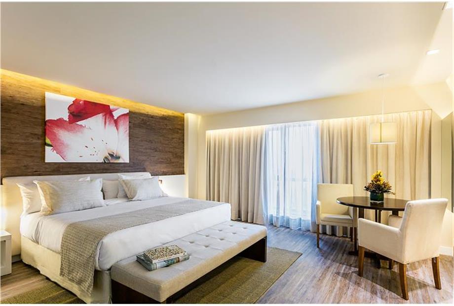 BW Americas 7 - Apartamento 2 Luxo 01.jpg