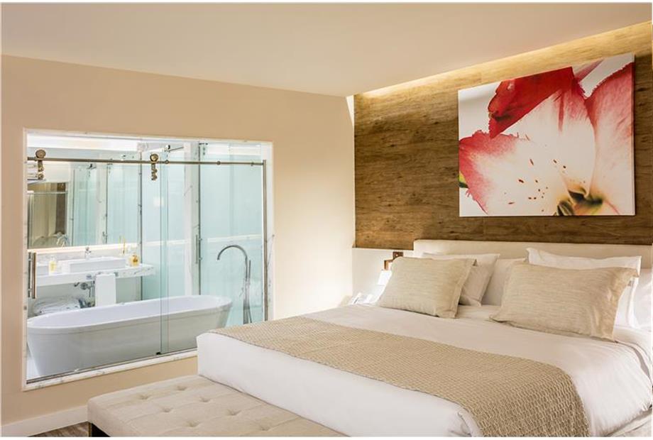 BW Americas 7 - Apartamento 2 Luxo 02.jpg