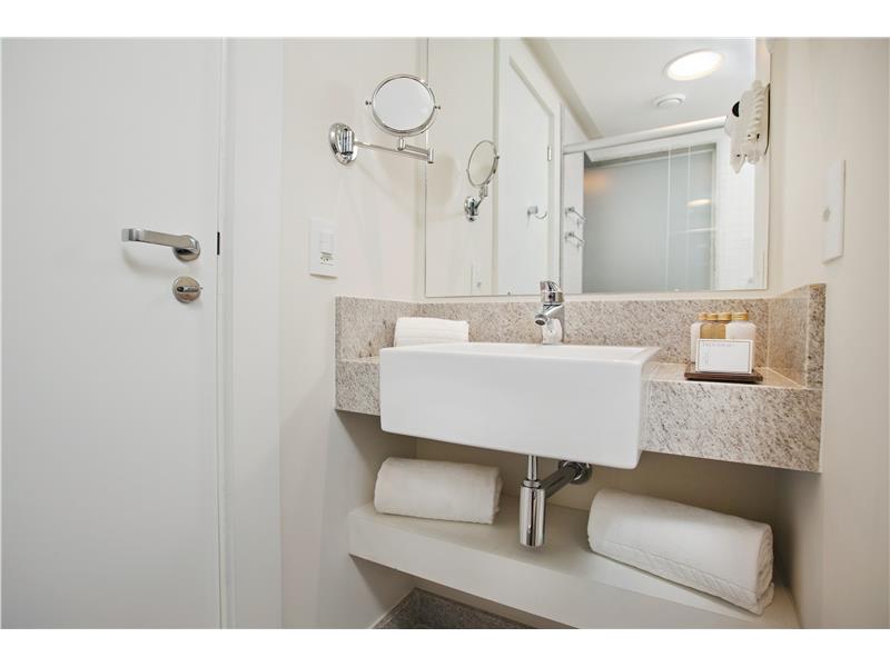 BW Icaraí - Apartamento Lx-Ex Banheiro 01.jpg