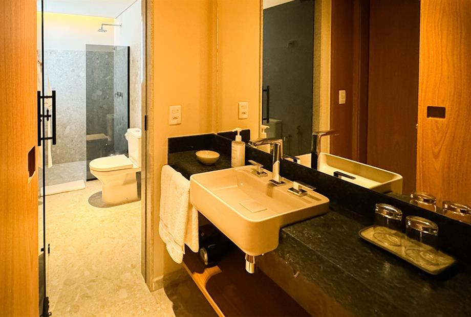 quarto 2 omnibees 7.jpg