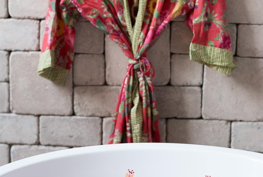 Apartamento Vila jardim com banheira.jpg