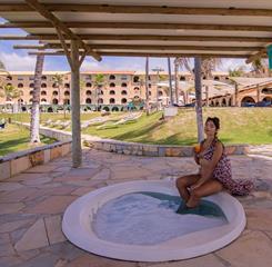 6. jacuzzi.1.jpg