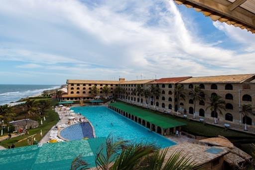 Panoramica Coliseum Lado.jpg