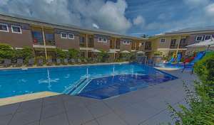 piscina1_menor.jpg