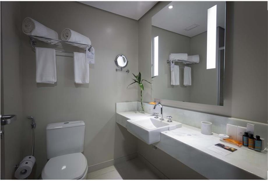 Suíte Executiva Banheiro