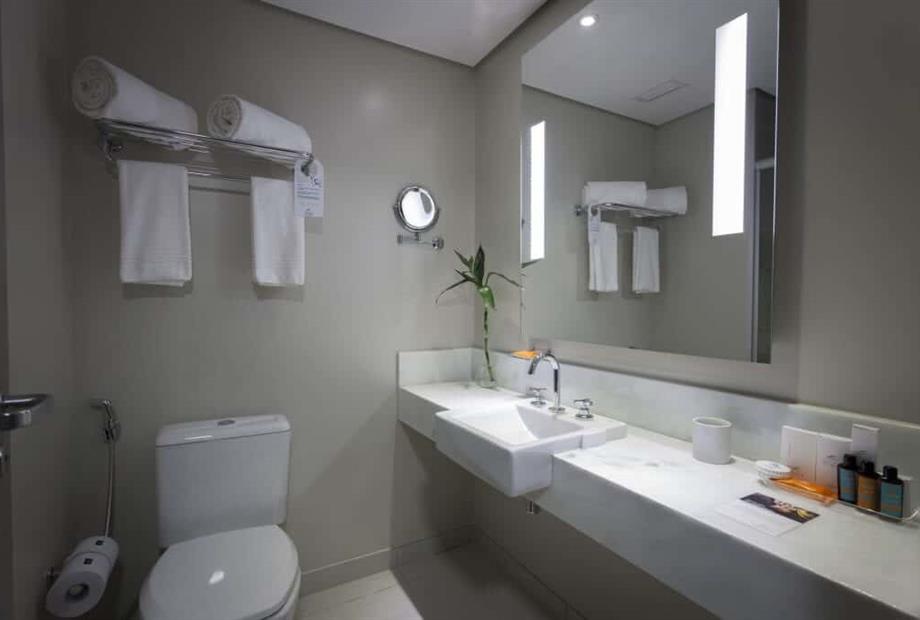 su،te_executiva_banheiro-scaled-1-1024x683 (1).jpg