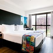 DELUXE 2 CAMAS DE SOLTEIRO - VISTA PARQUE