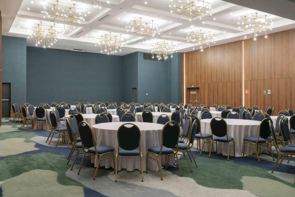 hilton-7-2.jpg