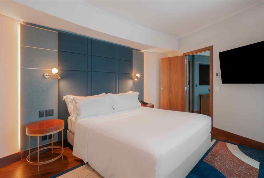 k1rru1_suite_executiva_king_pg (4).jpg