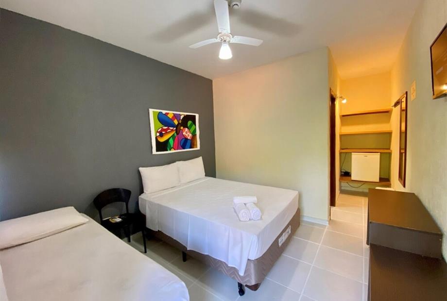 frente piscina 1 (1).jpg