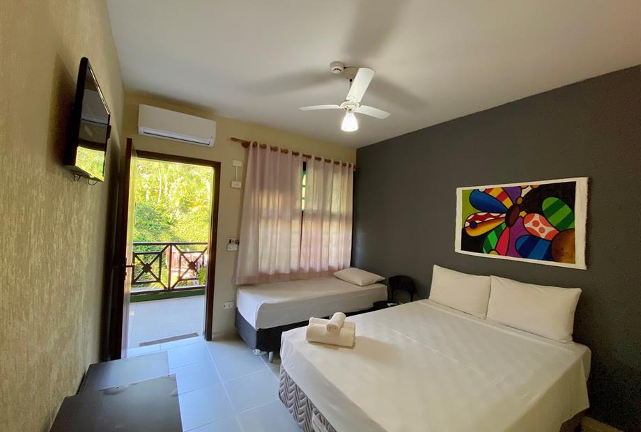 frente piscina 4.jpg