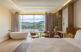 Suite Deluxe com Banheira do Montissi Resort e Spa