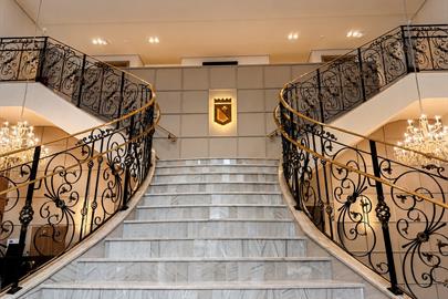 lobby 01.jpg
