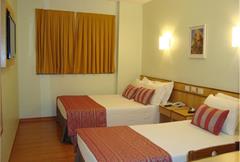 Quarto Triplo Standard - 1 casal 1 solteiro