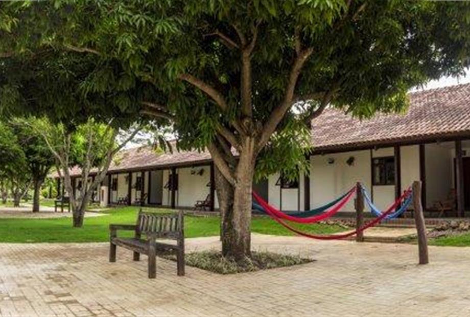 SUITE FAMILY FACHADA.jpg