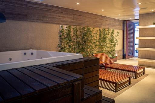 Hidro na piscina novo.jpg