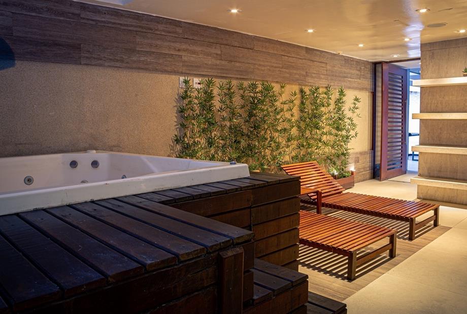 Hidro na piscina novo.jpg