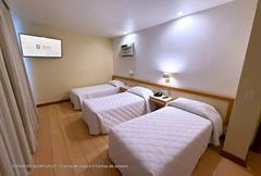 SUPERIOR QUINTUPLO - 1 cama de casal e 3 de solteiro