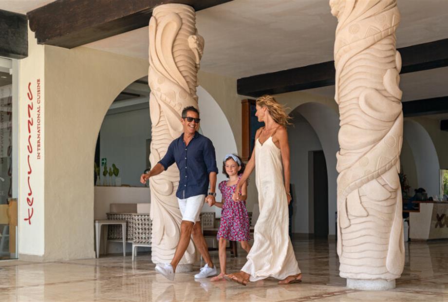 area de lobby fisherman.jpg