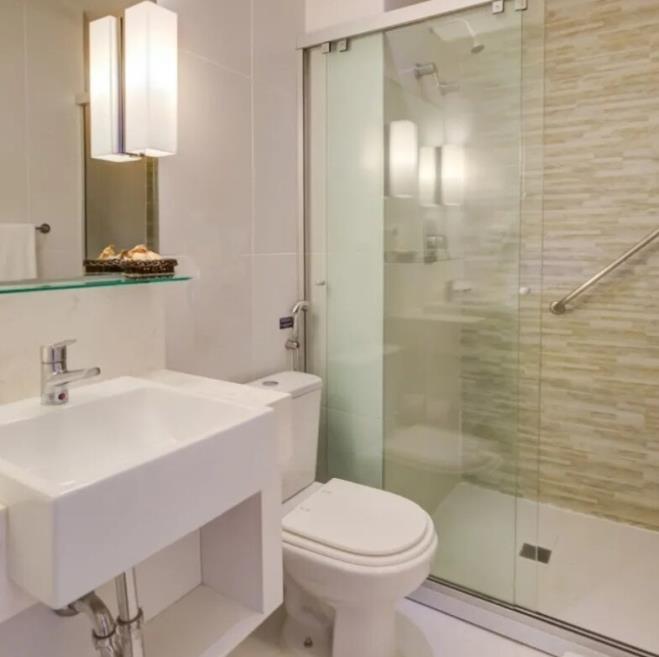luxo dbl bt.jpg