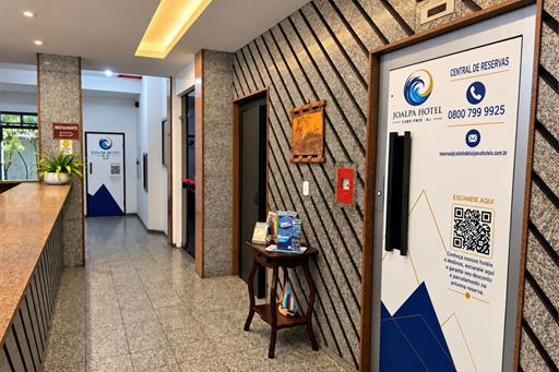 lobby4.jpg