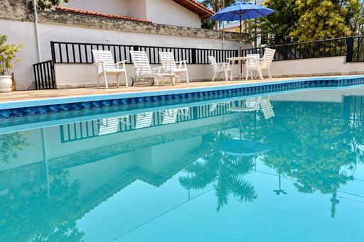piscina2.jpg