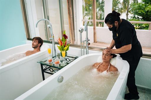 hydrotherapy area in spa.jpg