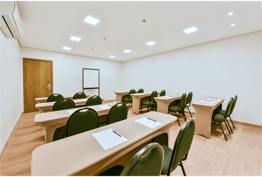 ANAPOLIS_SALA-EVENTOS-01.png