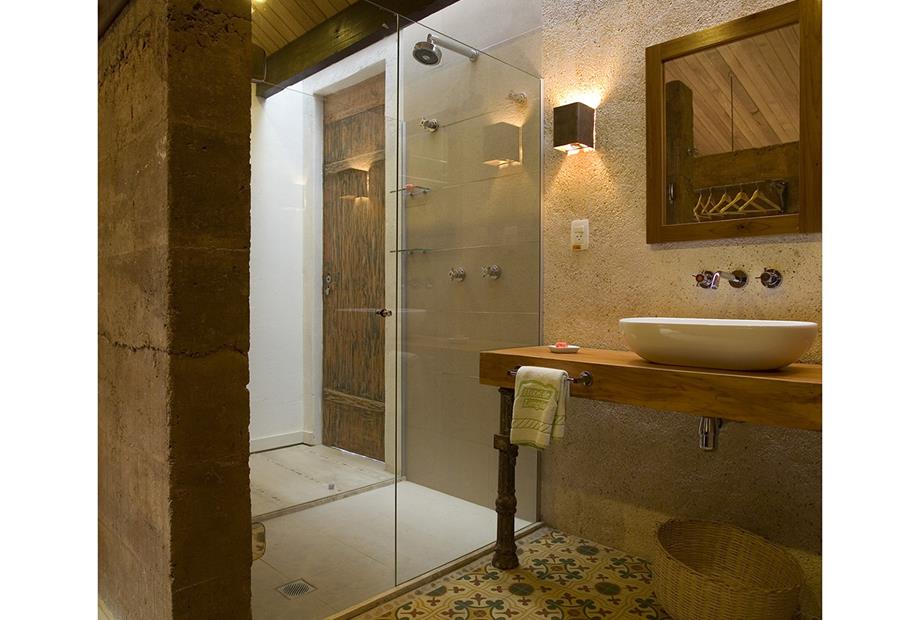 Apto Romântico-Banheiro- Bathroom copy.jpg