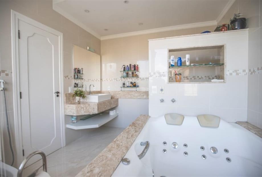 WhatsApp Image 2021-12-06 at 16.22.12 (1).jpeg