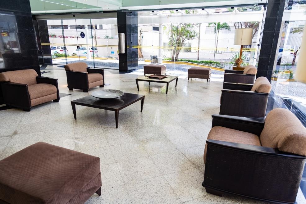 LOBBY (2).jpg