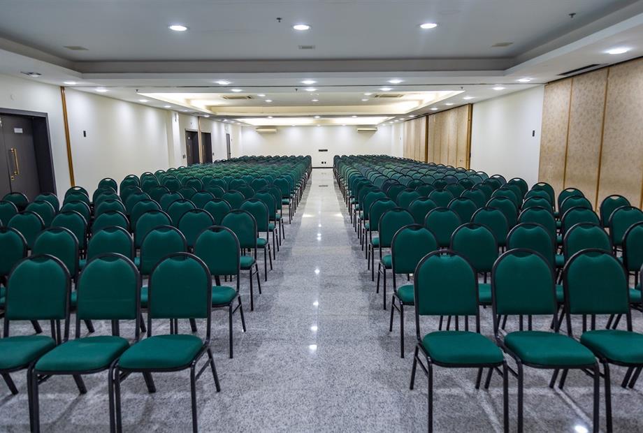 AUDITORIO PARA ATE 600 PESSOAS.jpg