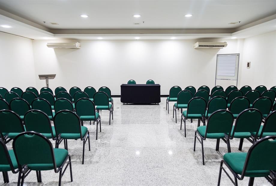 SALA EM AUDITORIO (1).jpg