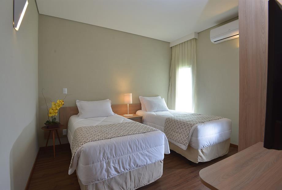 Suite Família - Quarto Twin - Malai Manso.JPG