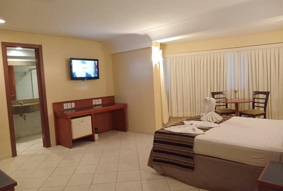 quarto e banheiro.jpg