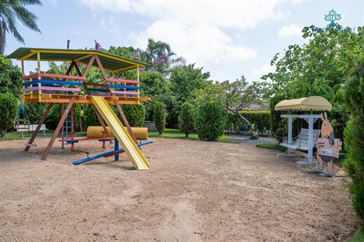 11 playground 1.jpeg