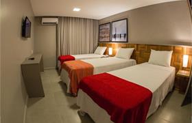 Quarto Triplo Twin Standard do Amenit Hotel