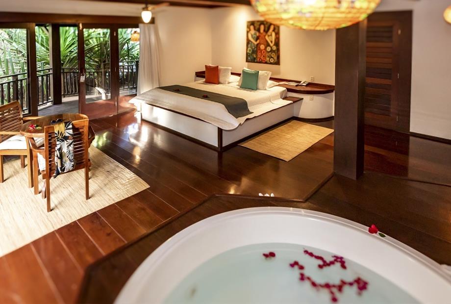 03_MateyaLux_846A9920 1-Edit.jpg