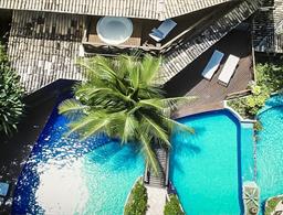 Sombra e Água Fresca Resort