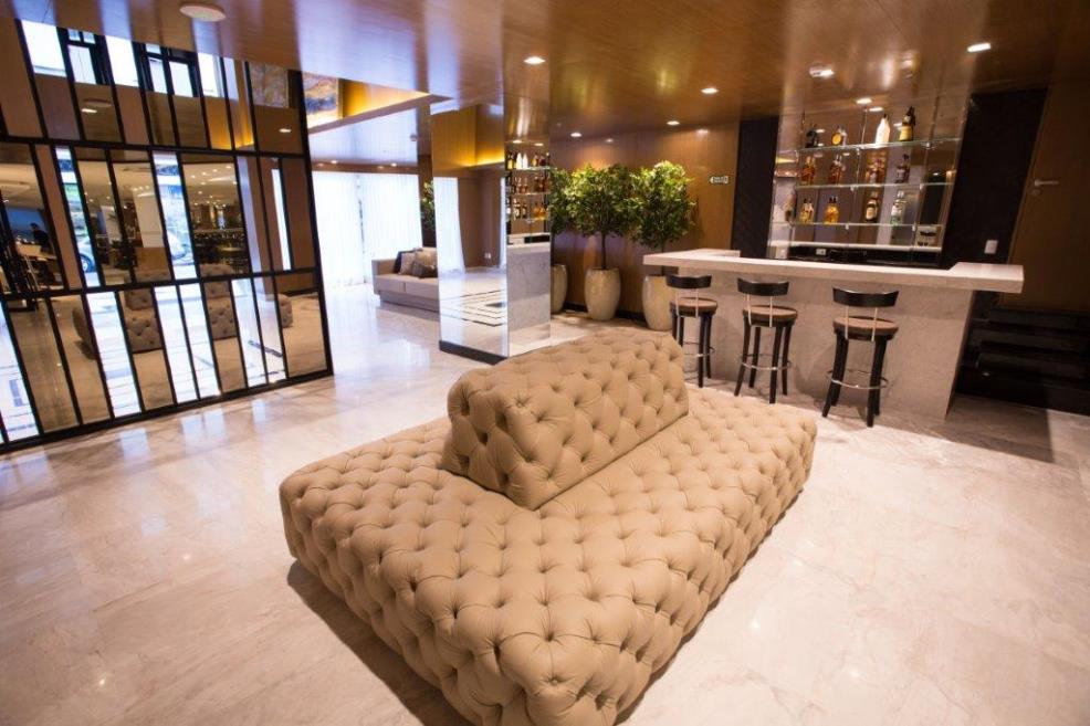 lobbybar.jpg