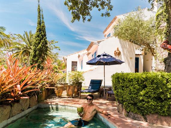 rb104967_easy-resize.com (1).jpg