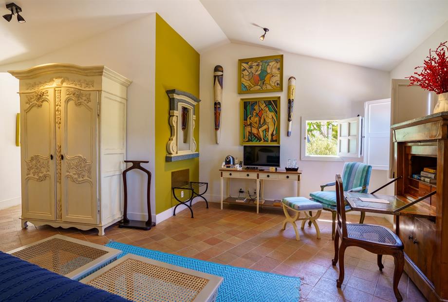 19 - premium_easy-resize.com.jpg