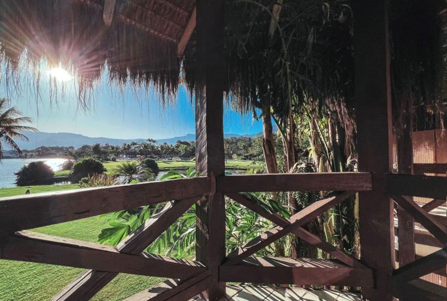 superior 04 - varanda - my hotel.jpg