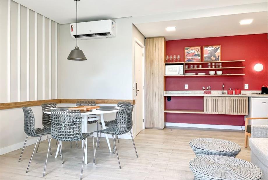 bl.3 - ft2 - perola - sala-copa - my hotel.jpg