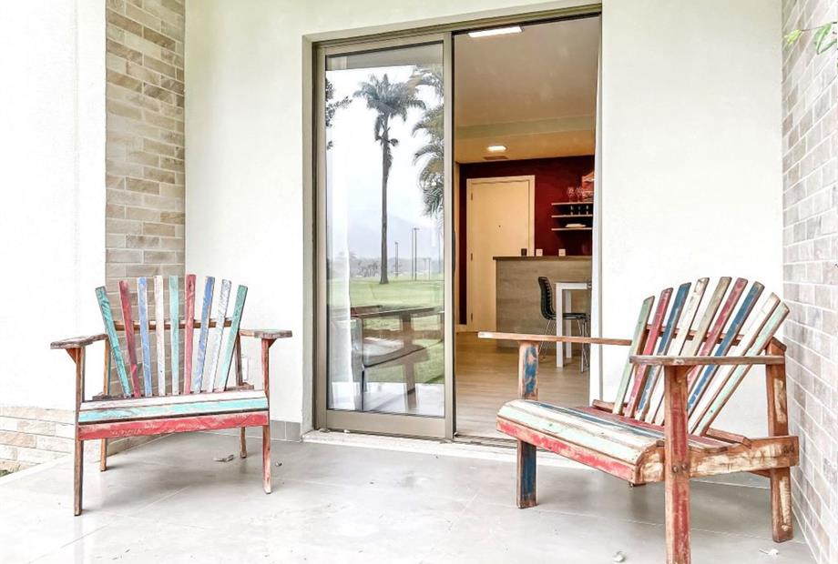 bl.3 - coral - varanda - my hotel.jpg