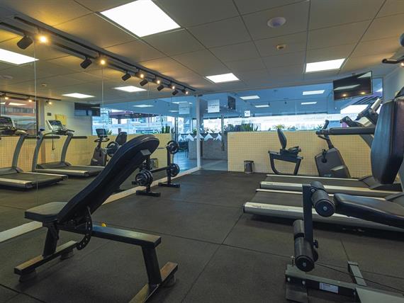 academia (2) reduzindo.jpg