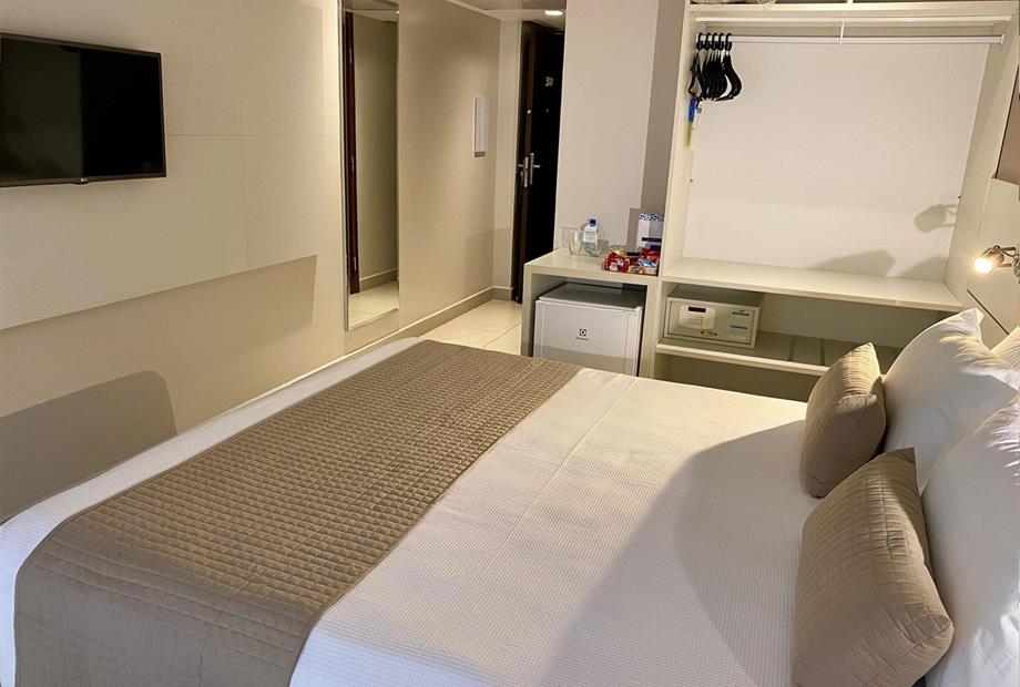 premium 1 compactado.jpg