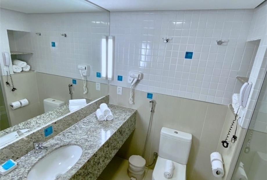 optimized-banheiro 2.jpg