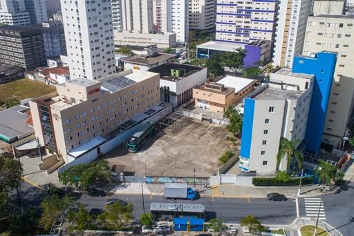 Fachada 2 Hotel_Easy-Resize.com.jpg