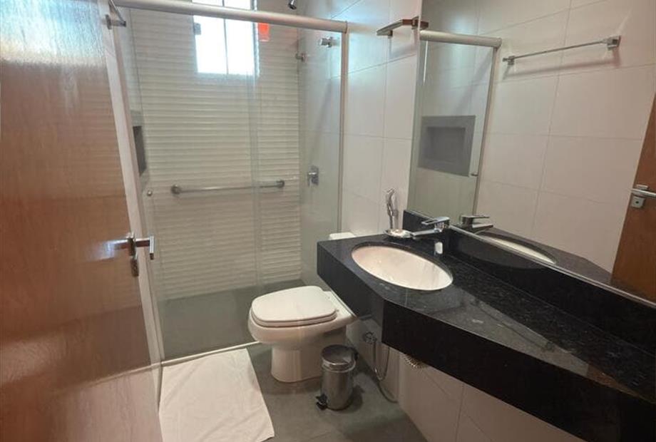 whatsapp image 2025-04-10 at 18.01.23 (1).jpeg